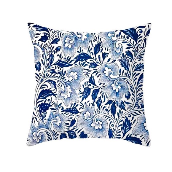 🌸BUNDLE ME🌸 Print Cushion Cover - Picture 1 of 2